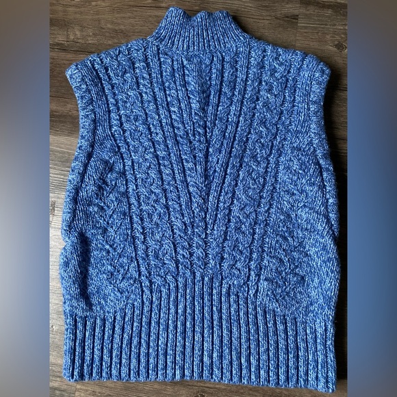 Talbots Women’s Blue Knit Vest Size S - Picture 2 of 7